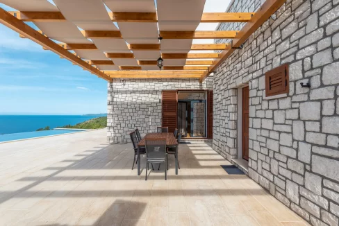 3-luxury-stone-villa-Drobni-Pijesak