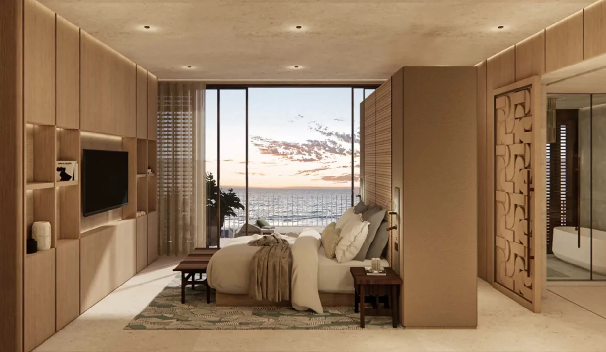 Ritz-Carlton-bedroom-scaled