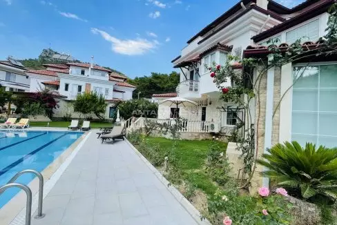 ayt-2236-fully-furnished-kemer-home-in-a-complex-close-to-the-beach-ah-12