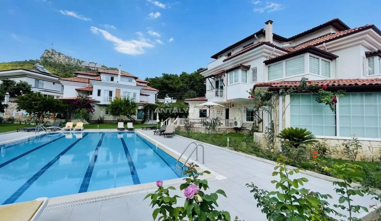 ayt-2236-fully-furnished-kemer-home-in-a-complex-close-to-the-beach-ah-3