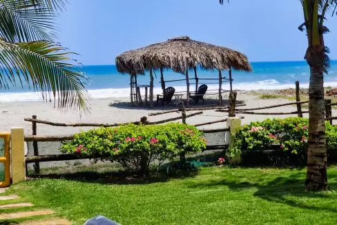 Amatal+Beach+House+639k+18