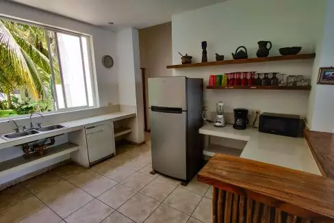 Amatal+Beach+House+639k+25