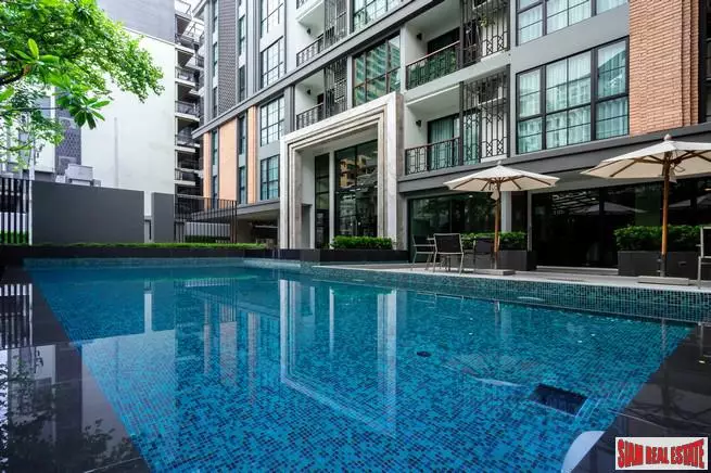 Ready to Move in Luxury Low-Rise Condo at Soi Langsuan, 250 Metres to BTS Chidlom, Lumphini – 2 Bed Units