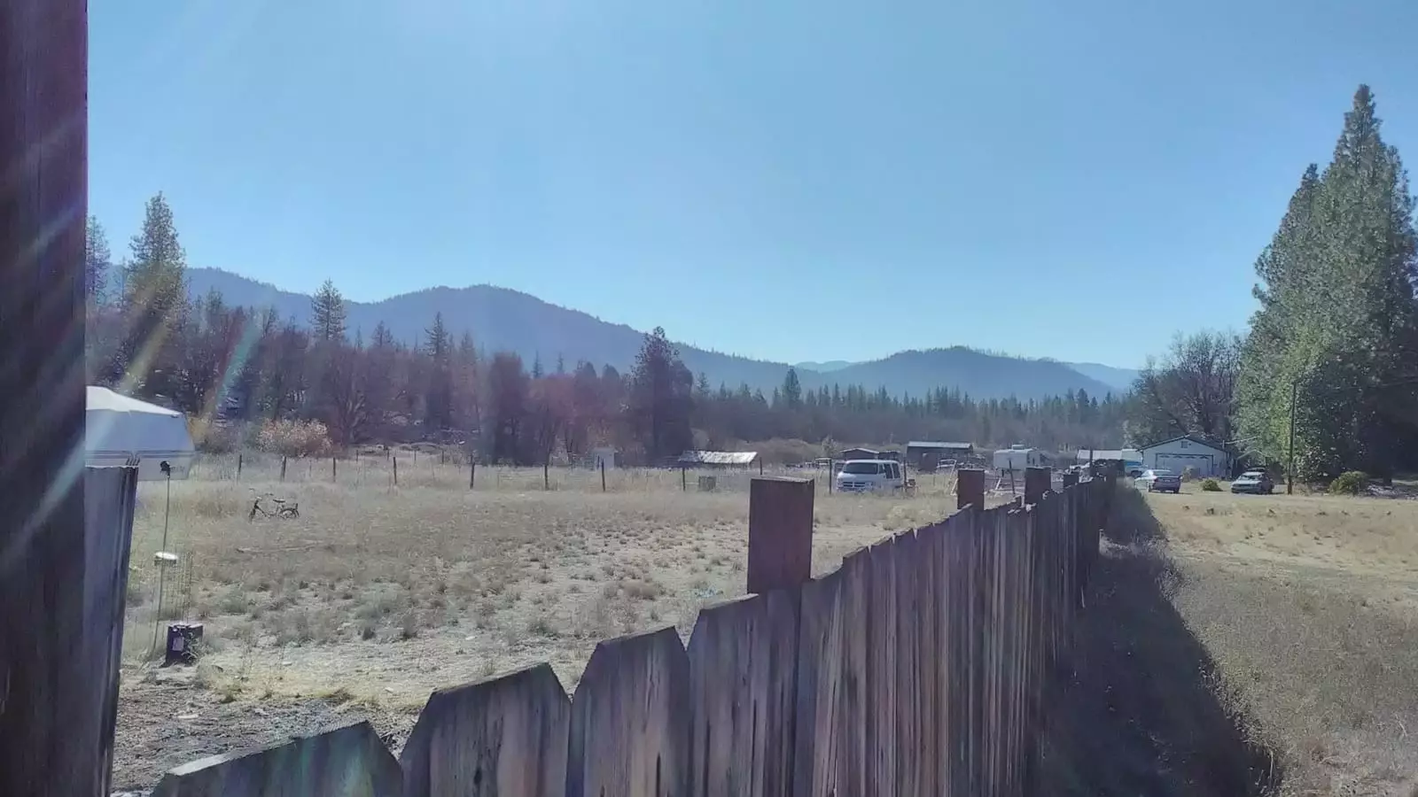 Blank canvas in the Emerald Triangle to paint your rural home / licensed cannabis farm masterpiece!