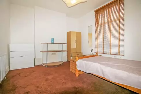 1932321__1621595614-15589-FirstBedroom