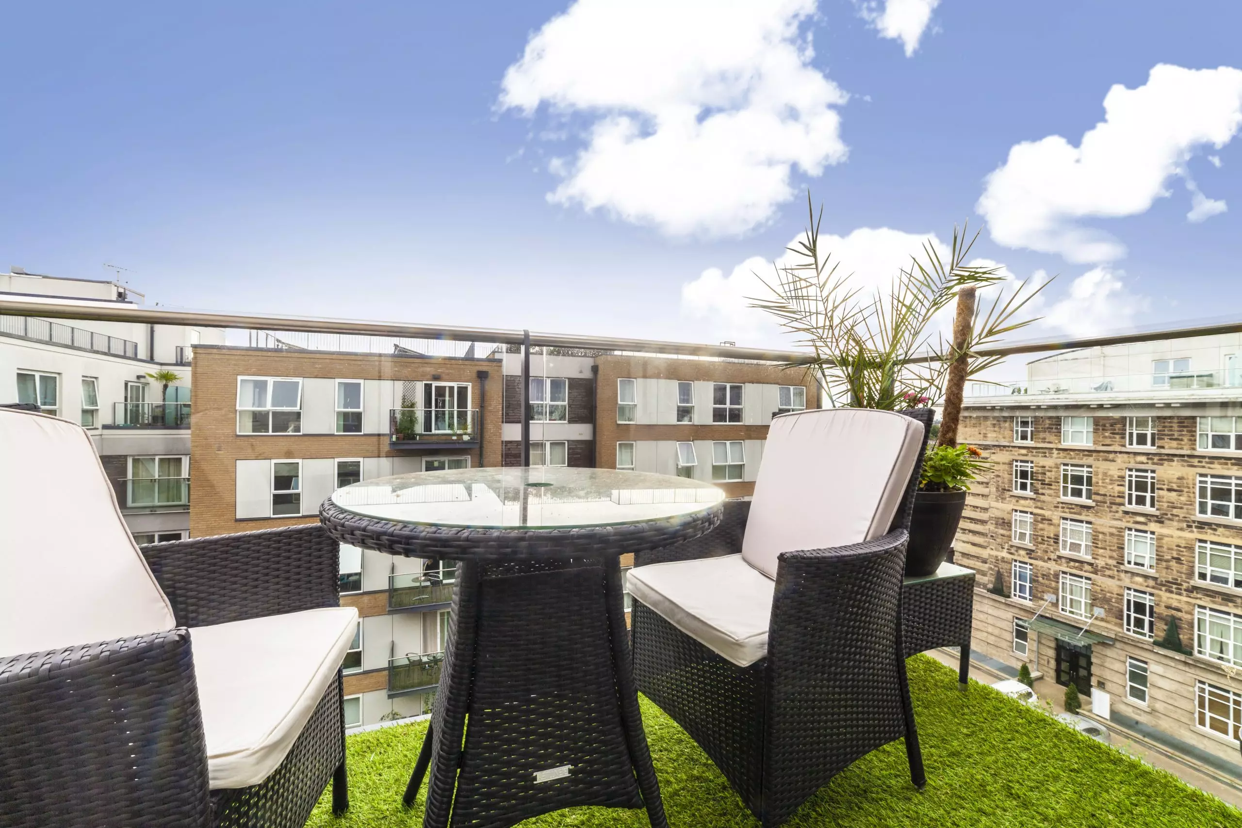 A Stunning 3 Bedroom Penthouse Apartment In Bromyard Avenue, London