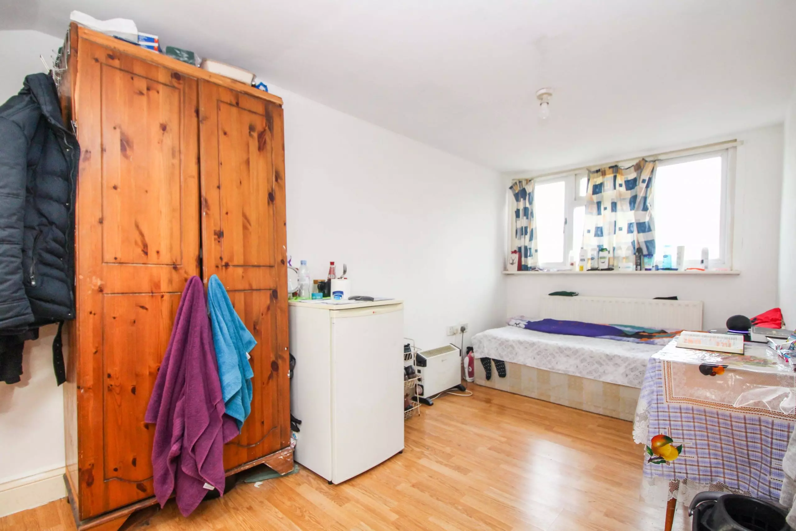 Four Bedroom Semi Detached House For Sale On Upton Lane E7