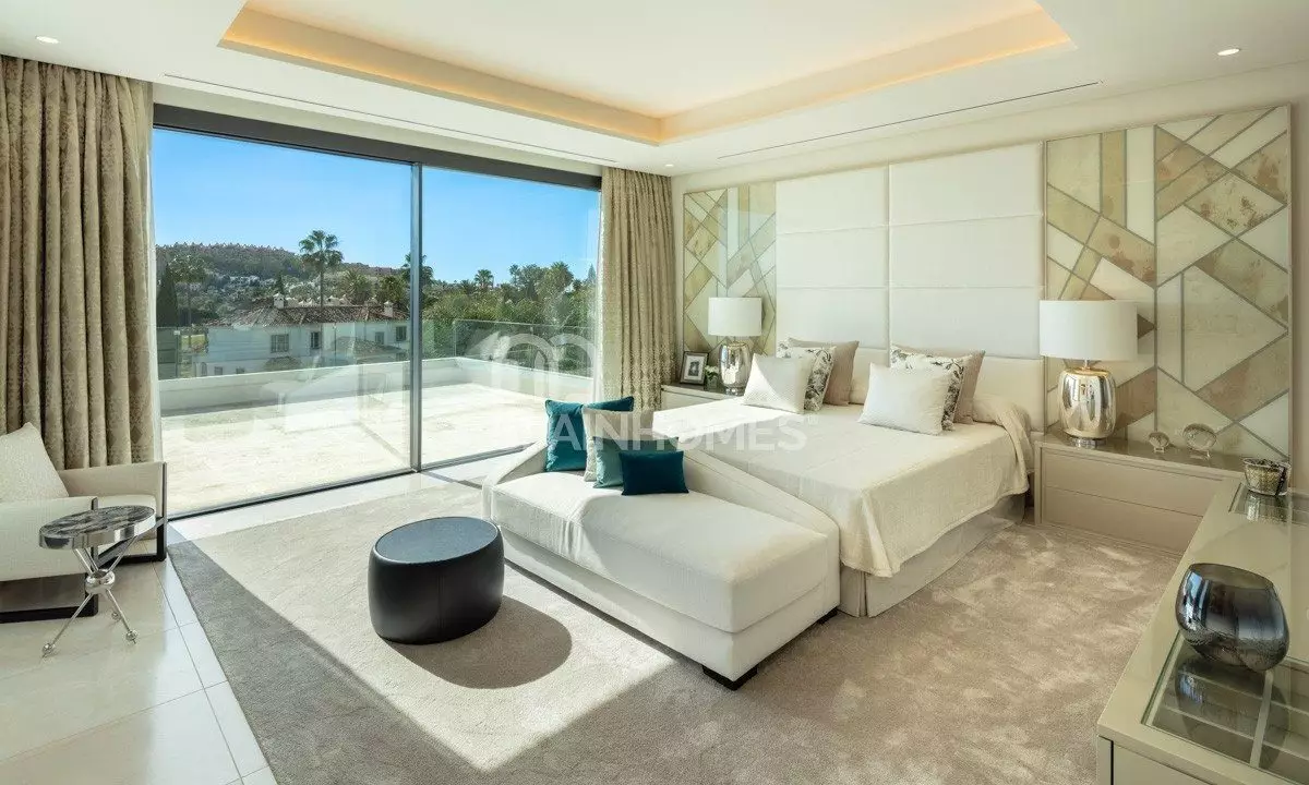 agp-0659-villa-with-beautiful-nature-and-golf-views-in-marbella-spain-sh-12 (1)