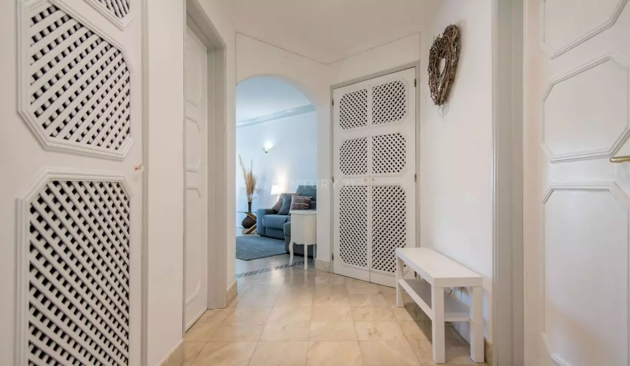 property photo fullscreen (12)