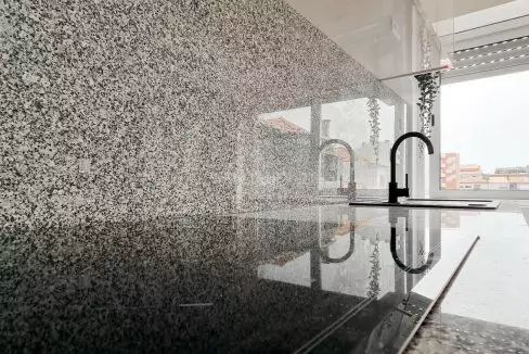 property photo fullscreen (12)
