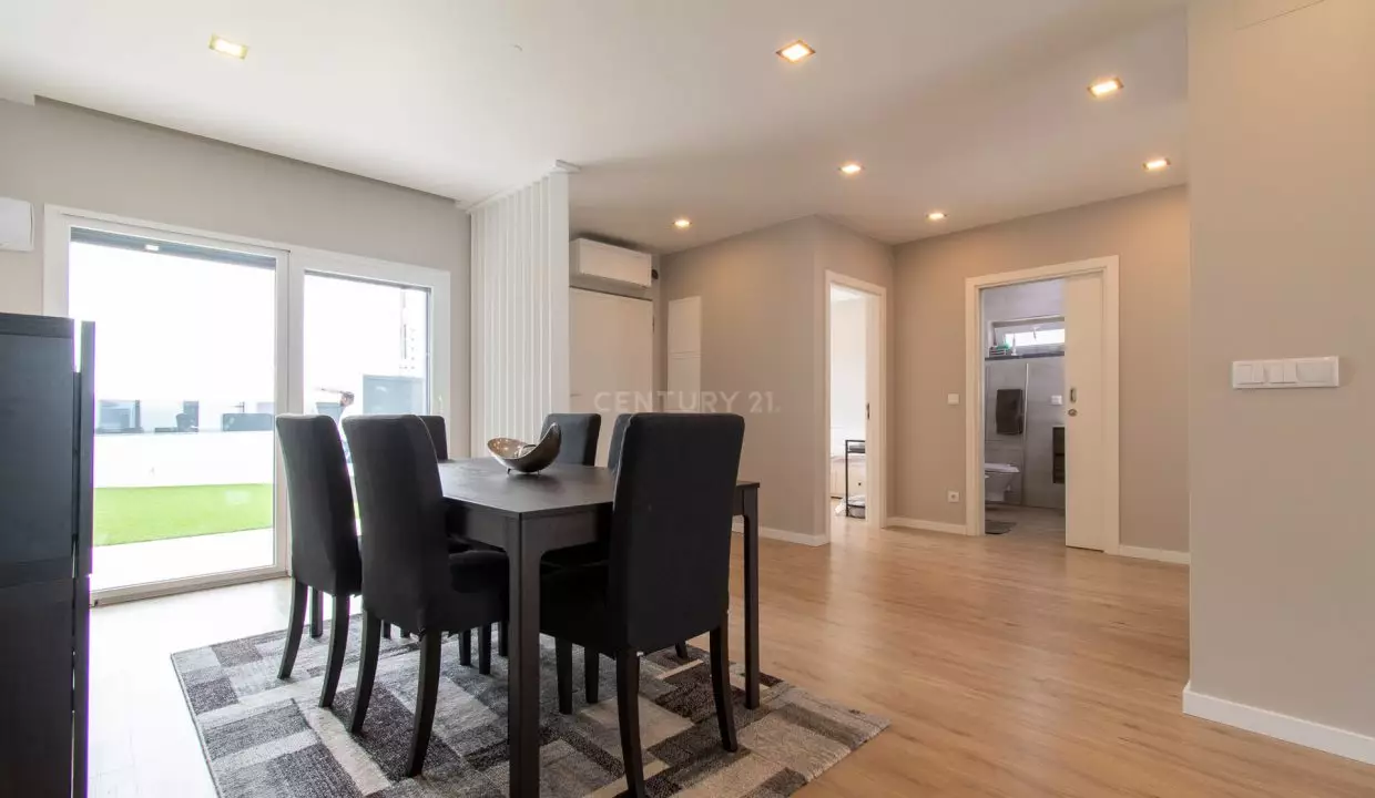 property photo fullscreen (14)