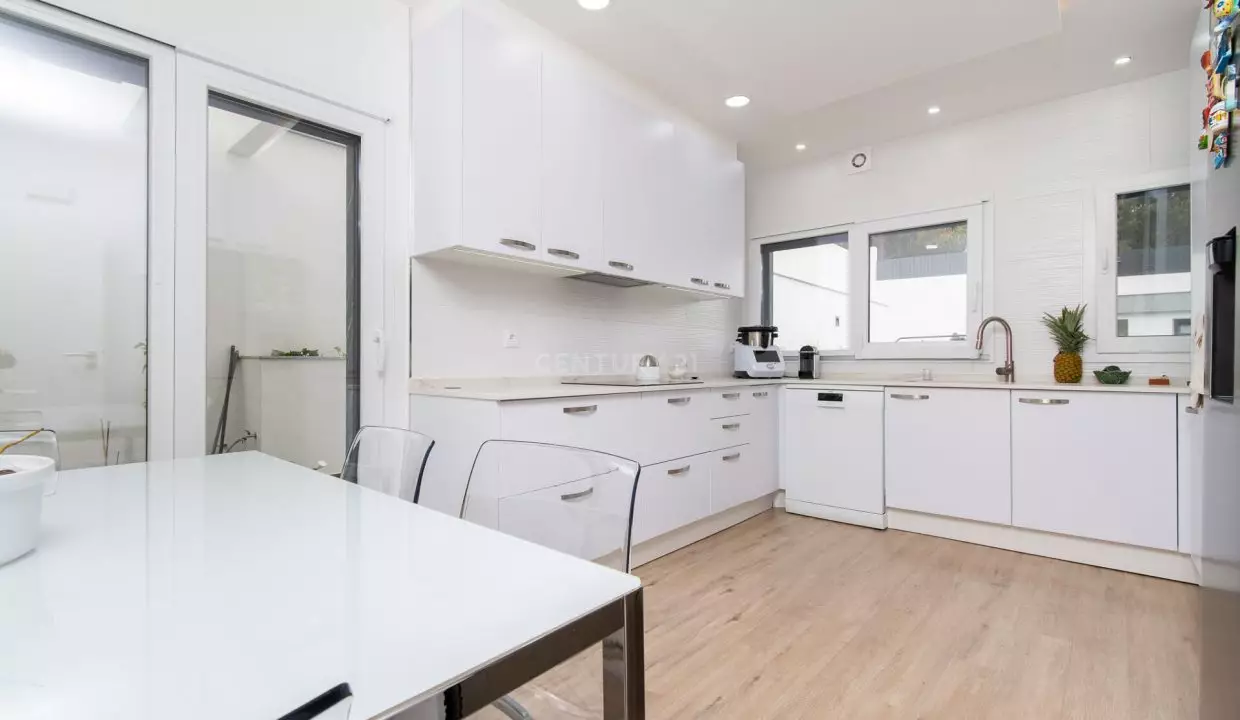 property photo fullscreen (18)