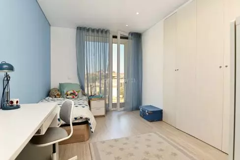 property photo fullscreen (20)