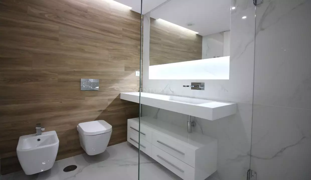 property photo fullscreen (6)