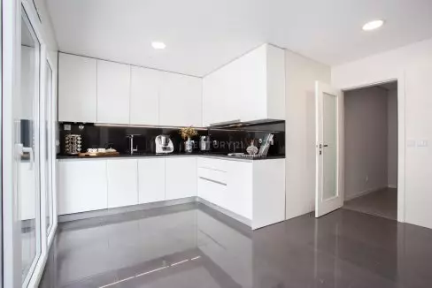 property photo fullscreen (6)
