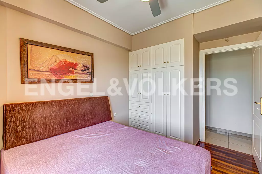 Apartment in Vari (2)