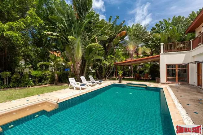 Spacious 5-Bedroom Pool Villa in Surin with Games Room ++