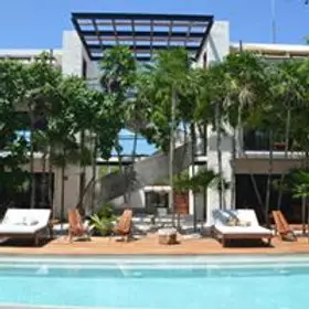 Apartment with Beach Front and Ocean view-160 sqm, private beach and pool.TV02-