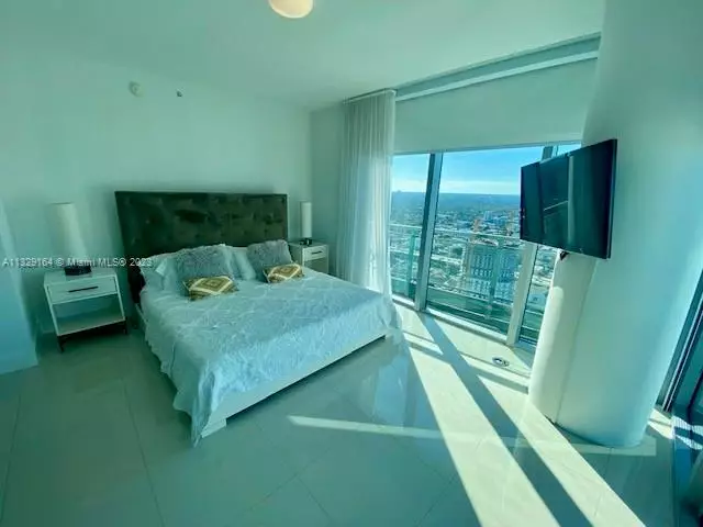 Product Image (11)