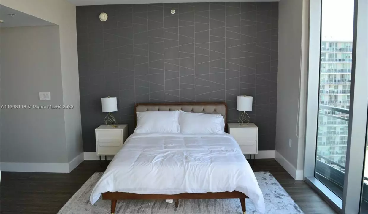 Product Image (12)