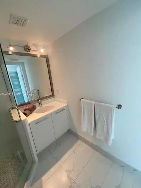 Product Image (19)