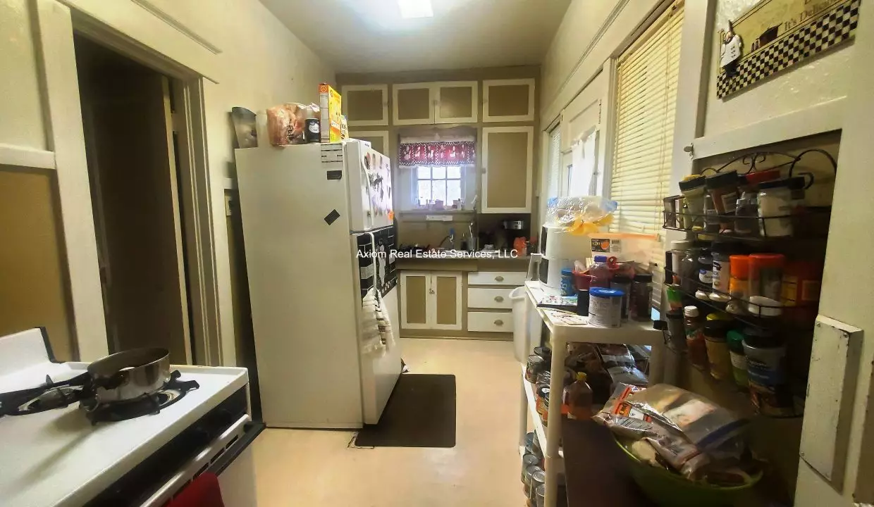 15 Kitchen 2