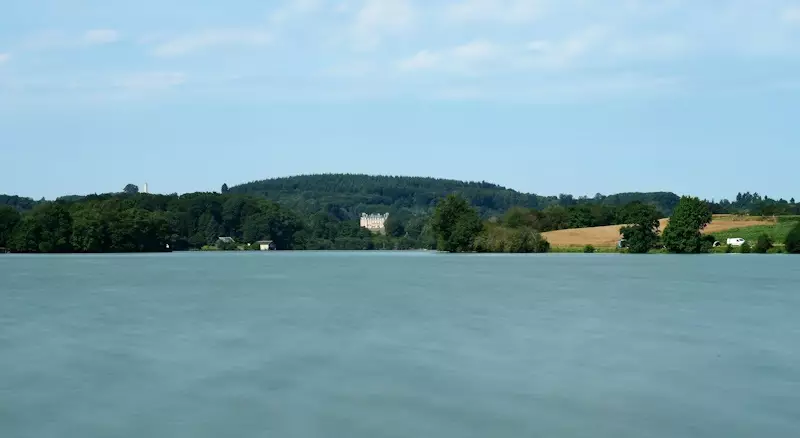 5. chateau fom lake view