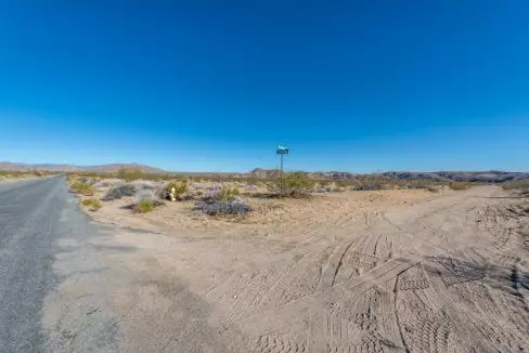 Arizona 2.22 Acre DSLR-3