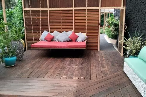 Deck area lower villa outdoor