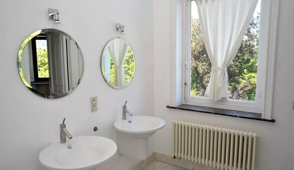 12. Bathroom
