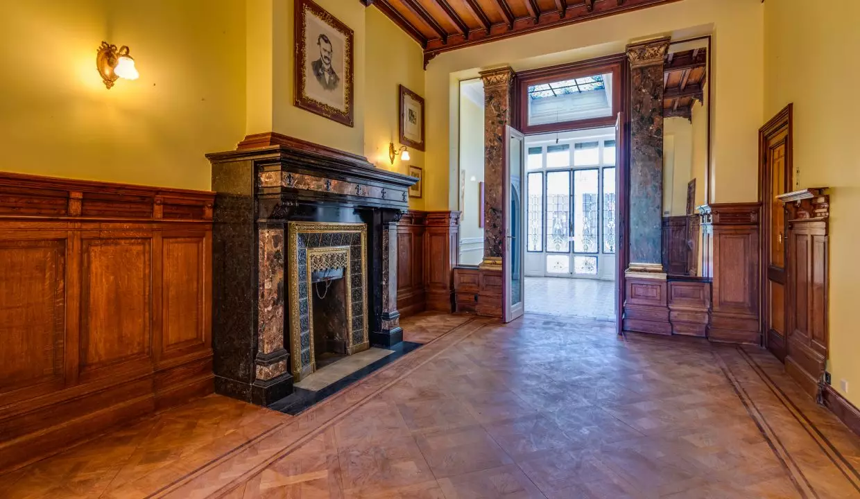 17 Dining Room
