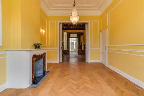 22 Living Room