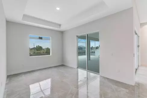 20_ 4013 nw 43rd ave-017