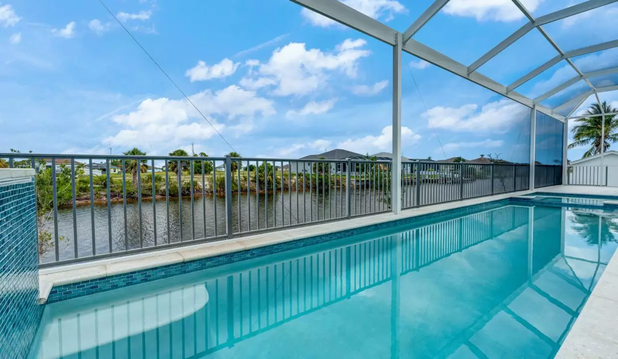 56_ 4013 nw 43rd ave-046