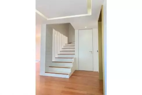 ID0881D3C00F2861235C1B07D7A55734AF