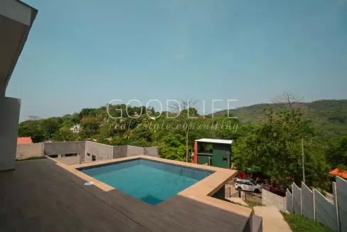 house-for-sale-in-atami-1-1024x683