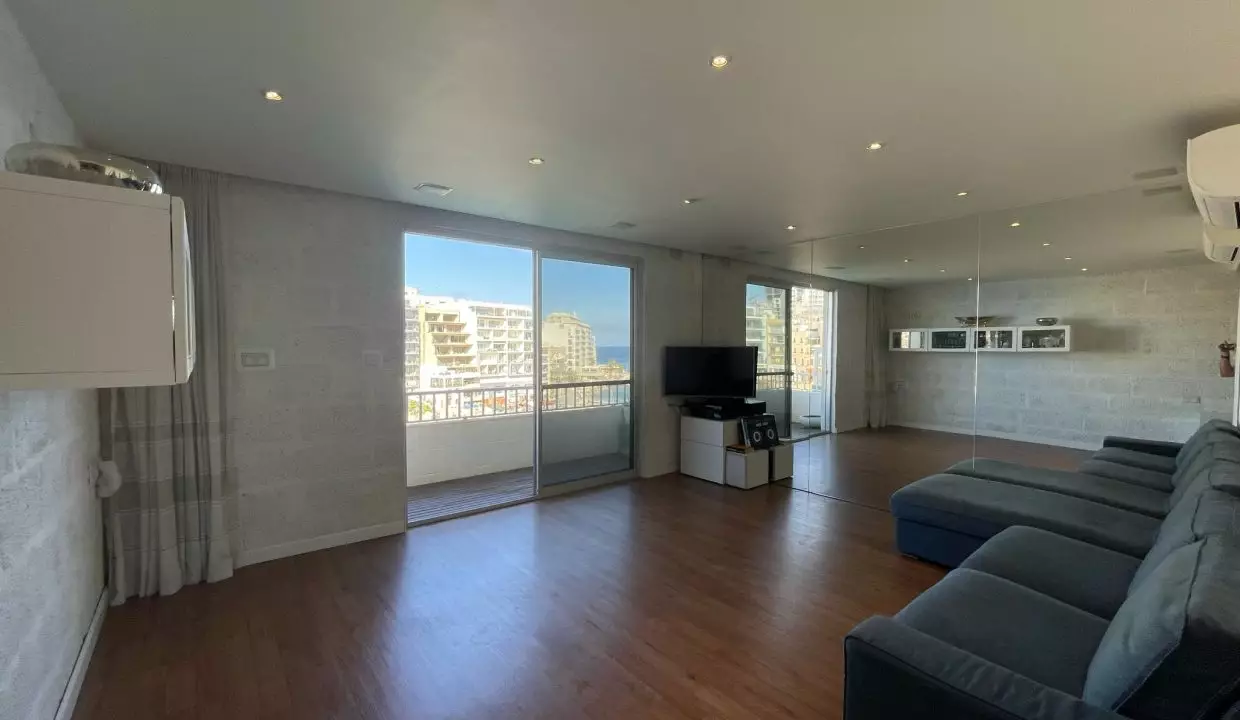 Malta-Seafront-SaintJulians-Seafront-Seaview-Apartment-6