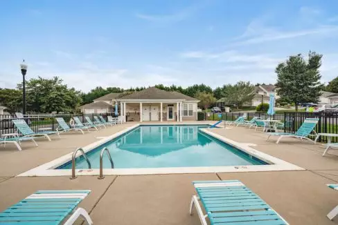 MSR_3809.jpg-vsuniqueid-68e62161a8b03