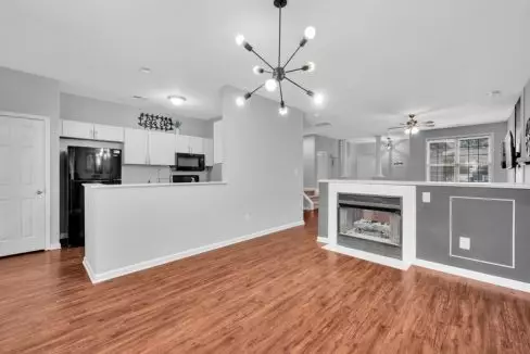 MSR_3878.jpg-vsuniqueid-68e62182537ab